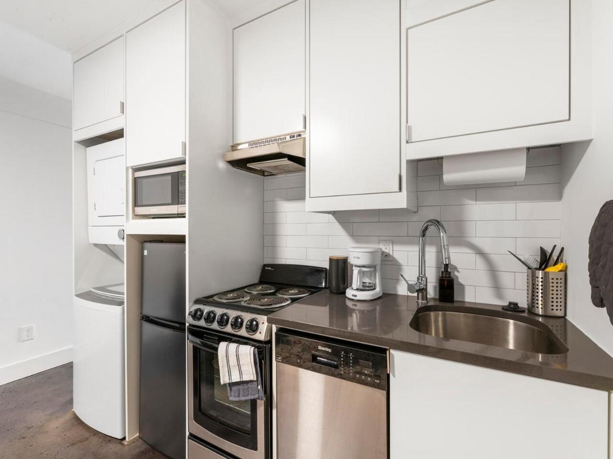 Comfortable Studio With Queen Bed, City Walkable! Daire Atlanta Dış mekan fotoğraf